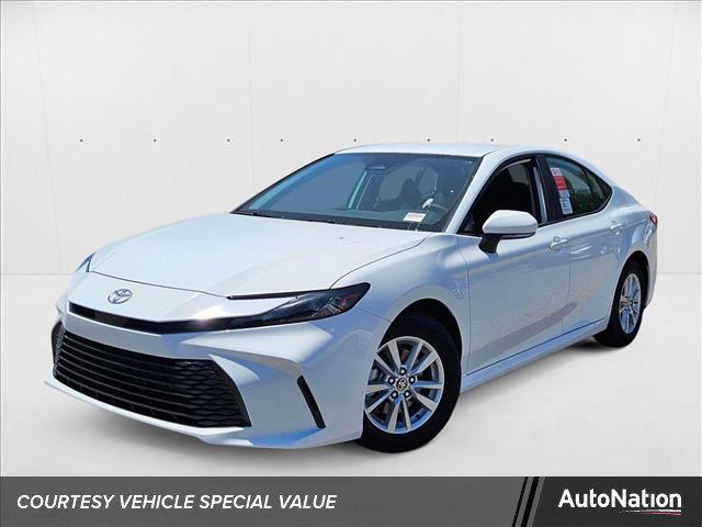 Photo of 2025 Ice Cap Toyota Camry