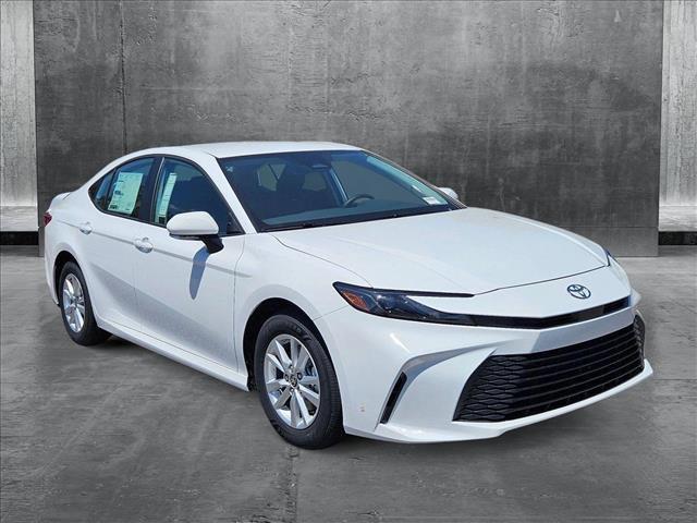 Photo of 2025 Ice Cap Toyota Camry