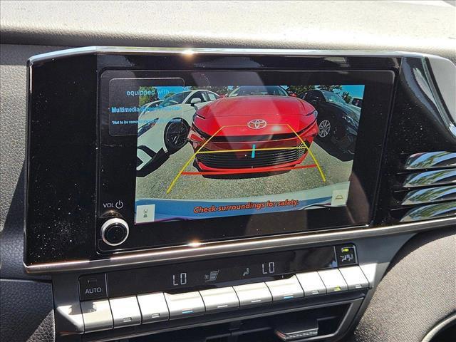 Photo of 2025 Ice Cap Toyota Camry