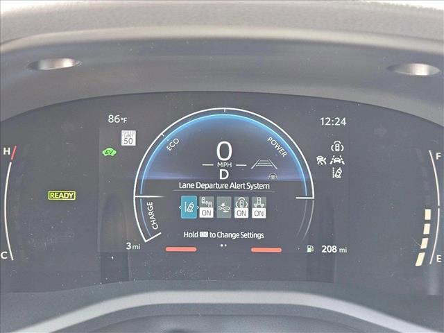Photo of 2025 Ice Cap Toyota Camry