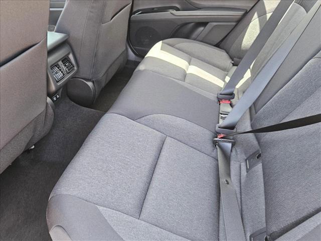 Photo of 2025 Ice Cap Toyota Camry