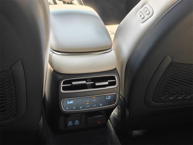 Photo of 2026 Ceres Blue Genesis GV70