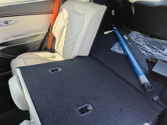 Photo of 2026 Ceres Blue Genesis GV70