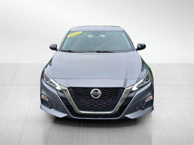 Photo of 2020 Gun Metallic Nissan Altima