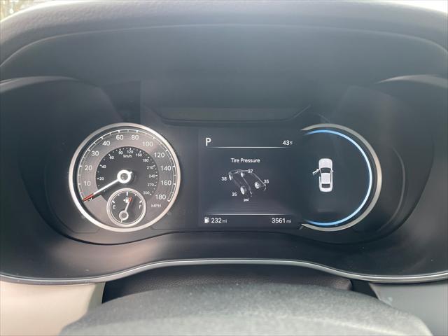 Photo of 2023 Vik Black Genesis G70