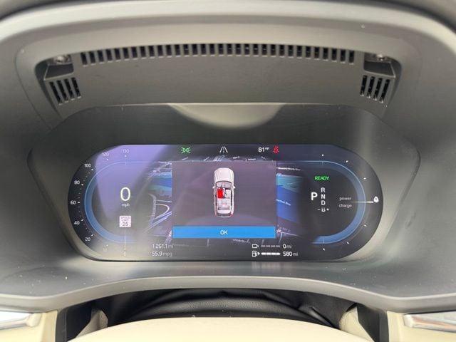 Photo of 2024 Gray Volvo XC60 Recharge Plug-In Hybrid