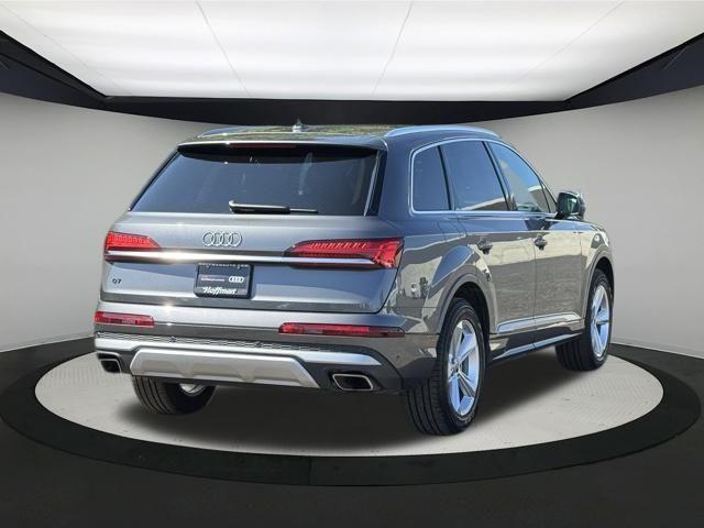 Photo of 2025 Samurai Gray Metallic Audi Q7