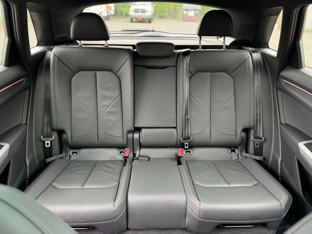 Photo of 2024 Arkona White Audi Q3
