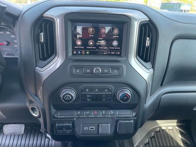 Photo of 2025 Summit White Chevrolet Silverado 3500