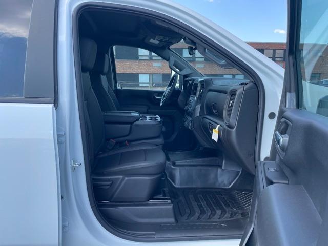 Photo of 2025 Summit White Chevrolet Silverado 3500