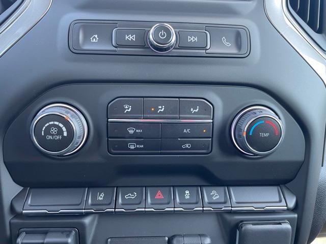 Photo of 2025 Summit White Chevrolet Silverado 3500