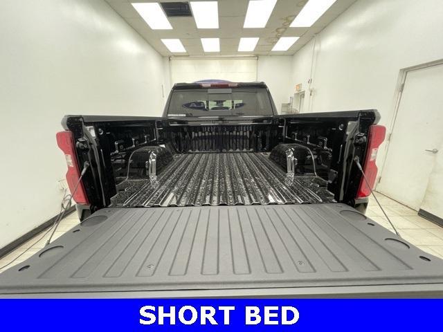 Photo of 2025 Black Chevrolet Silverado 1500