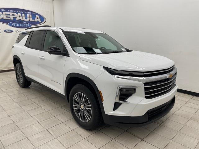 Photo of 2026 Summit White Chevrolet Traverse