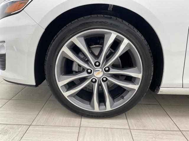 Photo of 2023 Summit White Chevrolet Malibu