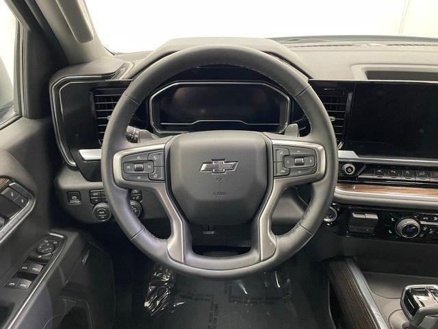 Photo of 2025 Summit White Chevrolet Silverado 1500