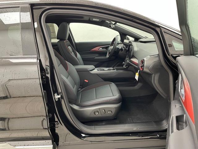 Photo of 2025 Black Chevrolet Equinox EV