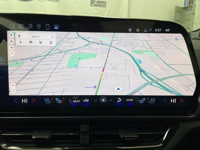 Photo of 2025 Black Chevrolet Equinox EV