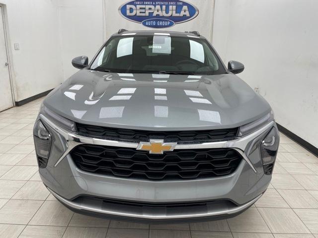 Photo of 2025 Sterling Gray Metallic Chevrolet Trax