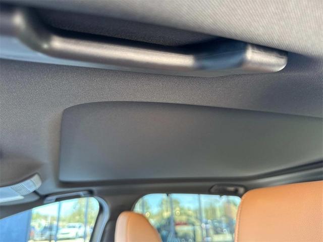 Photo of 2025 Zircon Mazda CX-70