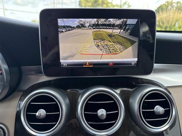 Photo of 2017 White Mercedes-Benz GLC 300