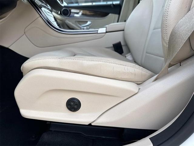 Photo of 2017 White Mercedes-Benz GLC 300