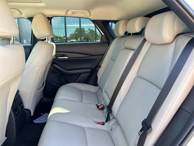 Photo of 2025 Snowflake White Pearl Mica Mazda CX-30