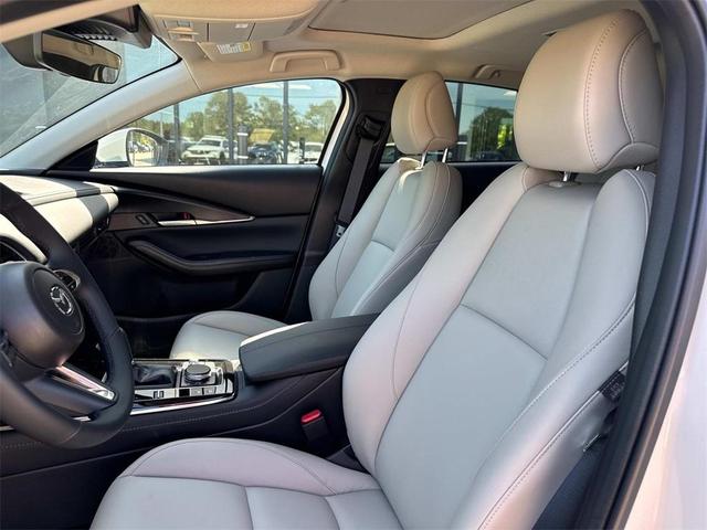 Photo of 2025 Snowflake White Pearl Mica Mazda CX-30