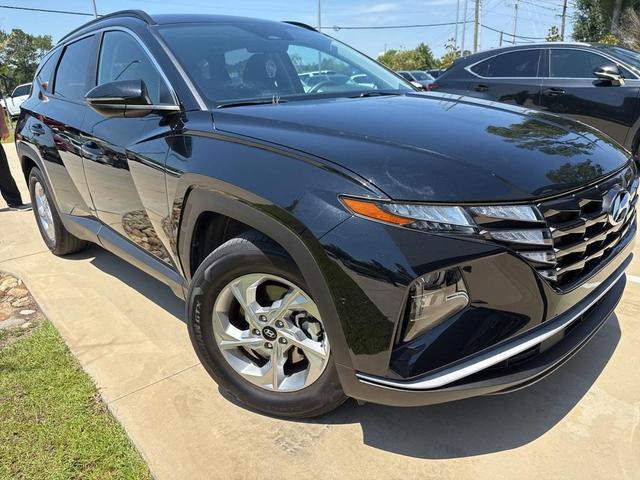 Photo of 2023 Phantom Black Hyundai TUCSON