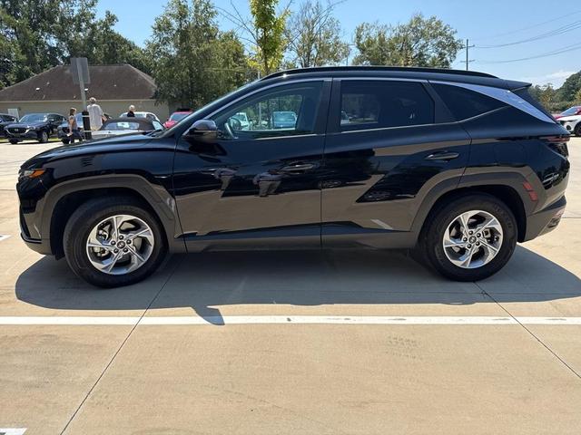 Photo of 2023 Phantom Black Hyundai TUCSON