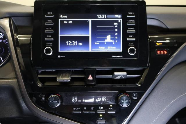 Photo of 2023 Ice Cap Toyota Camry