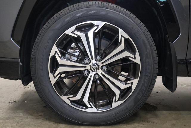 Photo of 2022 Magnetic Gray Metallic/Midnight Black Metallic Toyota RAV4 Prime