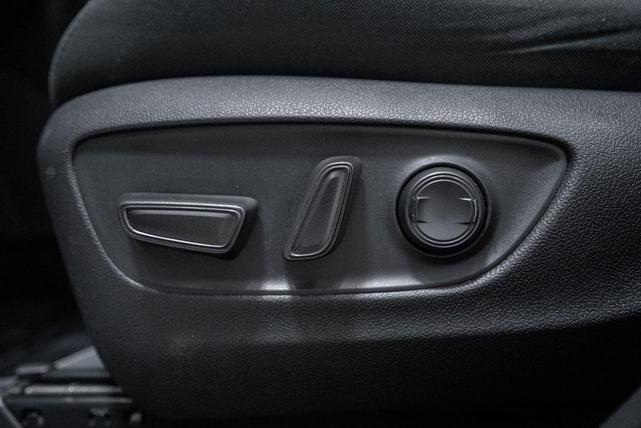 Photo of 2024 Ice Cap/Midnight Black Metallic Toyota RAV4 Hybrid