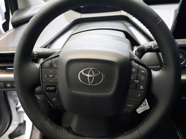 Photo of 2026 Pearl Toyota Prius