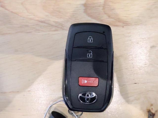 Photo of 2026 Pearl Toyota Prius