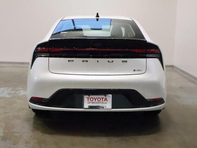 Photo of 2026 Pearl Toyota Prius