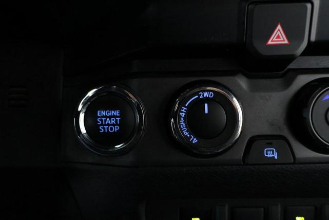 Photo of 2021 Super White Toyota Tacoma