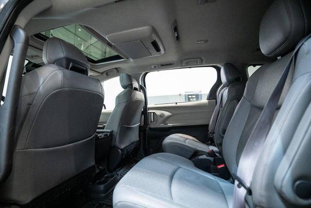 Photo of 2021 Predawn Gray Mica Toyota Sienna