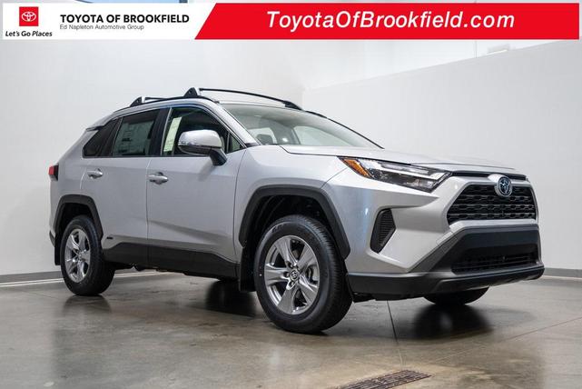 Photo of 2025 Silver Sky Metallic Toyota RAV4 Hybrid
