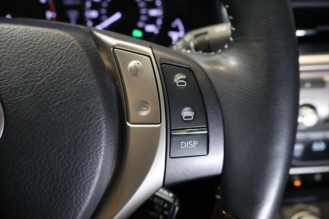 Photo of 2014 Starfire Pearl Lexus ES 350