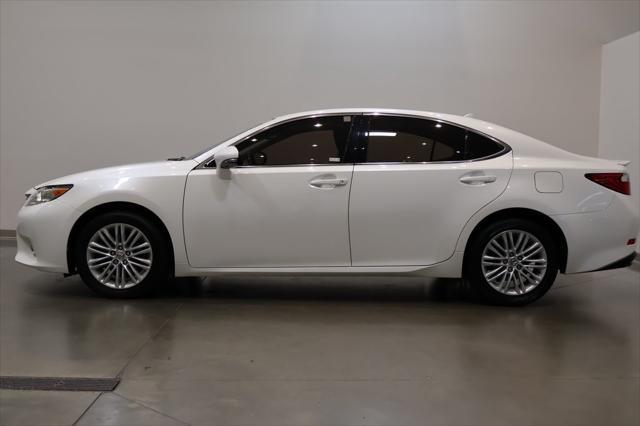 Photo of 2014 Starfire Pearl Lexus ES 350