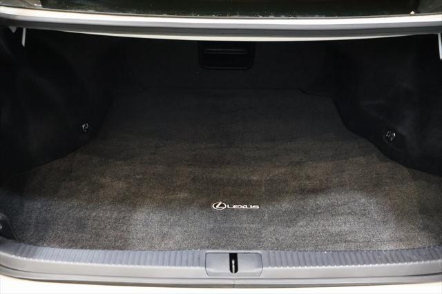 Photo of 2014 Starfire Pearl Lexus ES 350