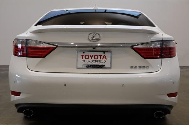 Photo of 2014 Starfire Pearl Lexus ES 350