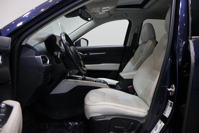 Photo of 2022 Deep Crystal Blue Mica Mazda CX-5