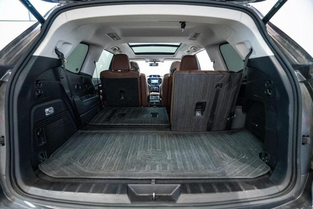 Photo of 2022 Magnetite Gray Metallic Subaru Ascent