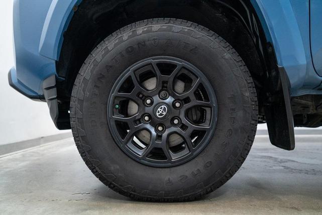 Photo of 2019 Cavalry Blue Toyota Tacoma