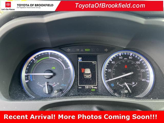 Photo of 2019 Shoreline Blue Pearl Toyota Highlander Hybrid