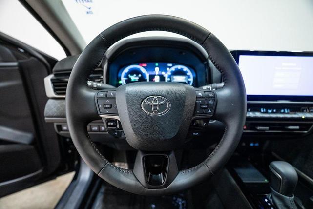 Photo of 2025 Midnight Black Metallic Toyota Camry