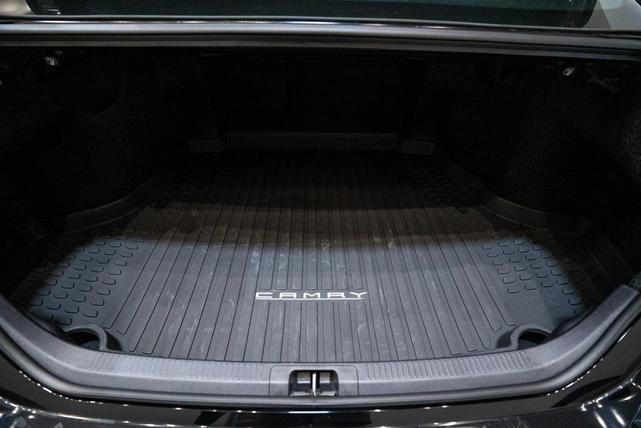 Photo of 2025 Midnight Black Metallic Toyota Camry