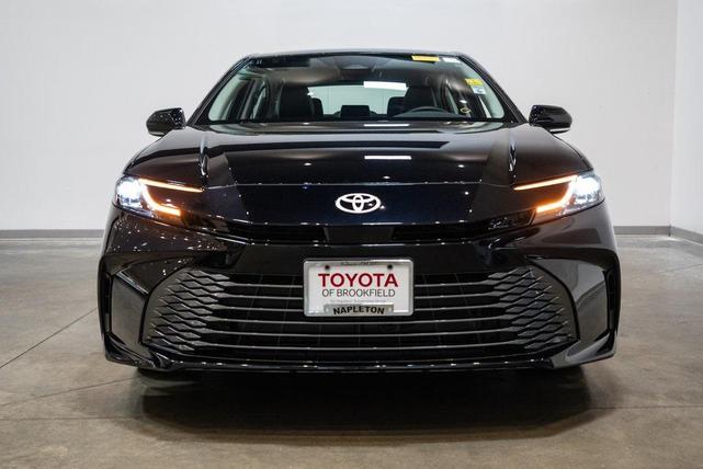 Photo of 2025 Midnight Black Metallic Toyota Camry