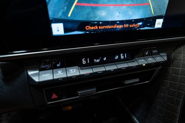 Photo of 2025 Midnight Black Metallic Toyota Camry